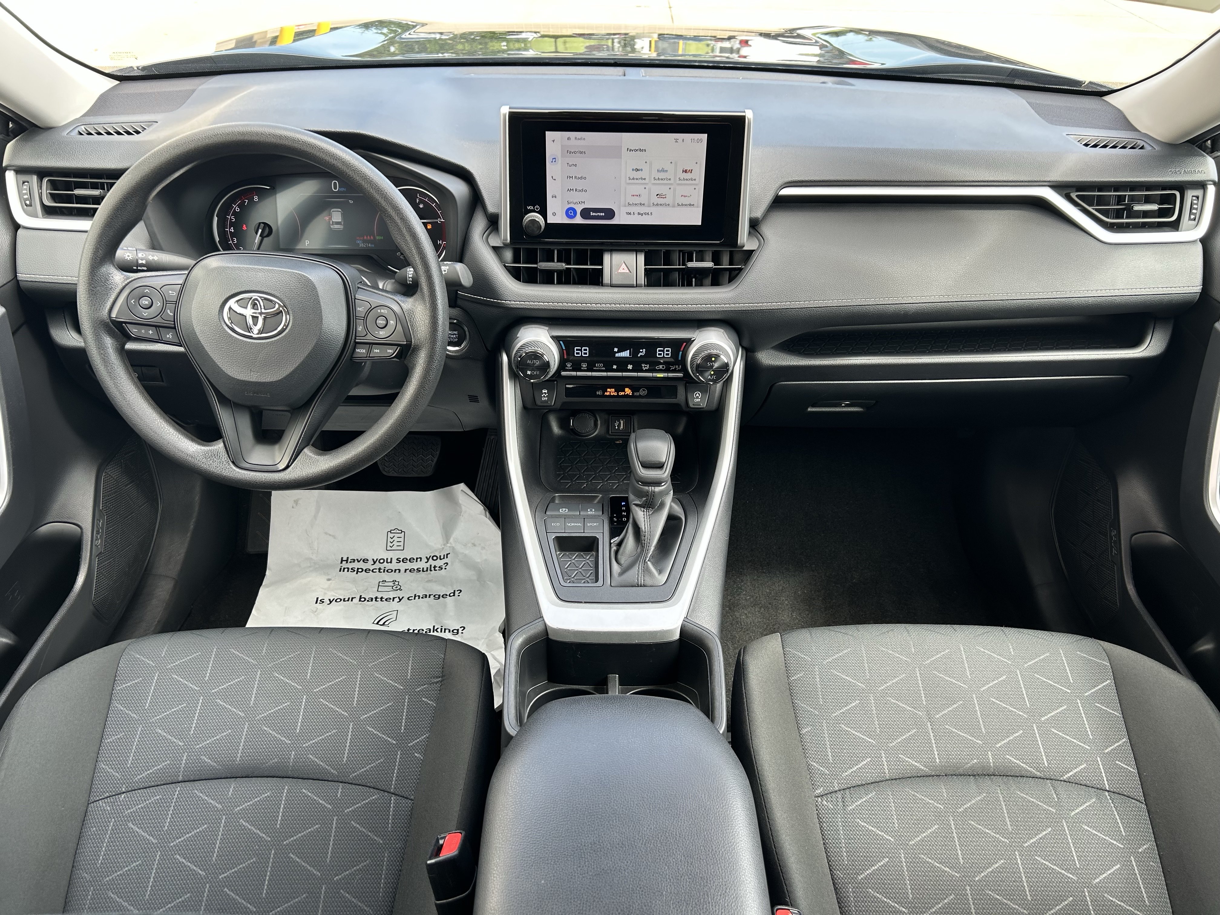Certified 2025 Toyota RAV4 XLE FWD image 18
