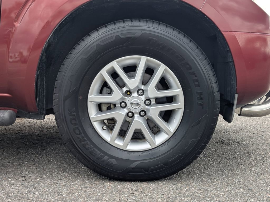 Used 2015 Nissan Frontier SV w/ SV Value Truck Package RWD image 13