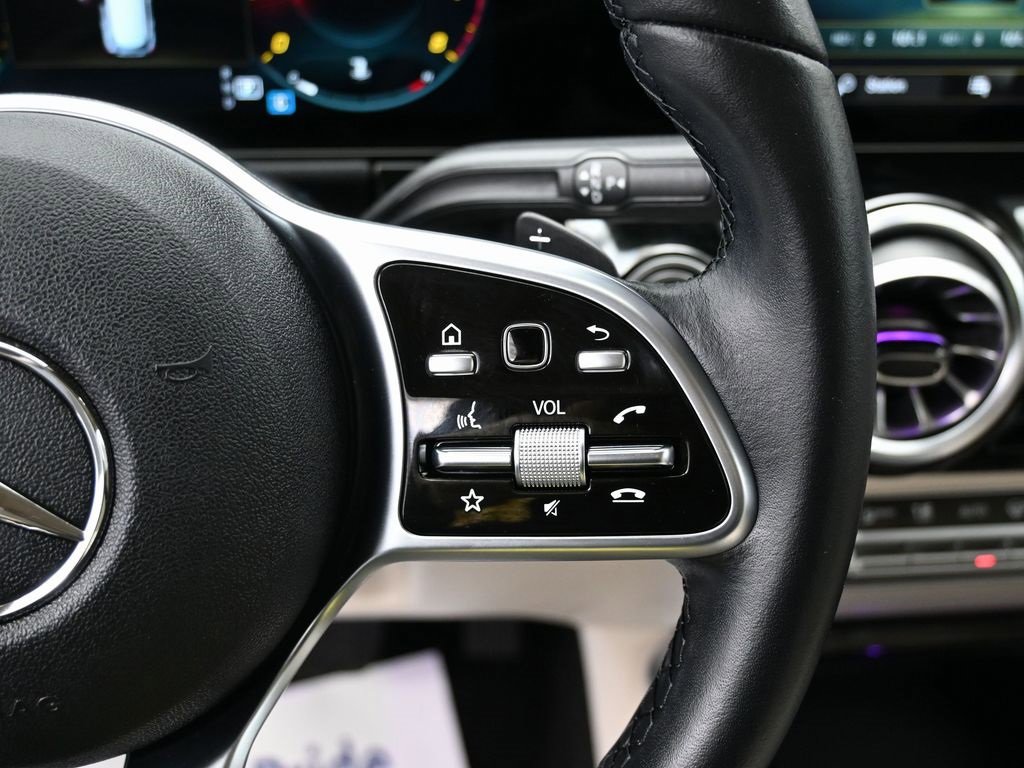 Used 2022 Mercedes-Benz GLA 250 GLA 250 w/ Premium Package Lite image 20