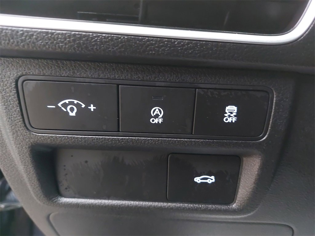 Certified 2025 Hyundai Sonata SE image 24
