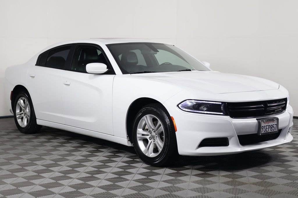 Used 2022 Dodge Charger SXT w/ Leather Interior Group image 3