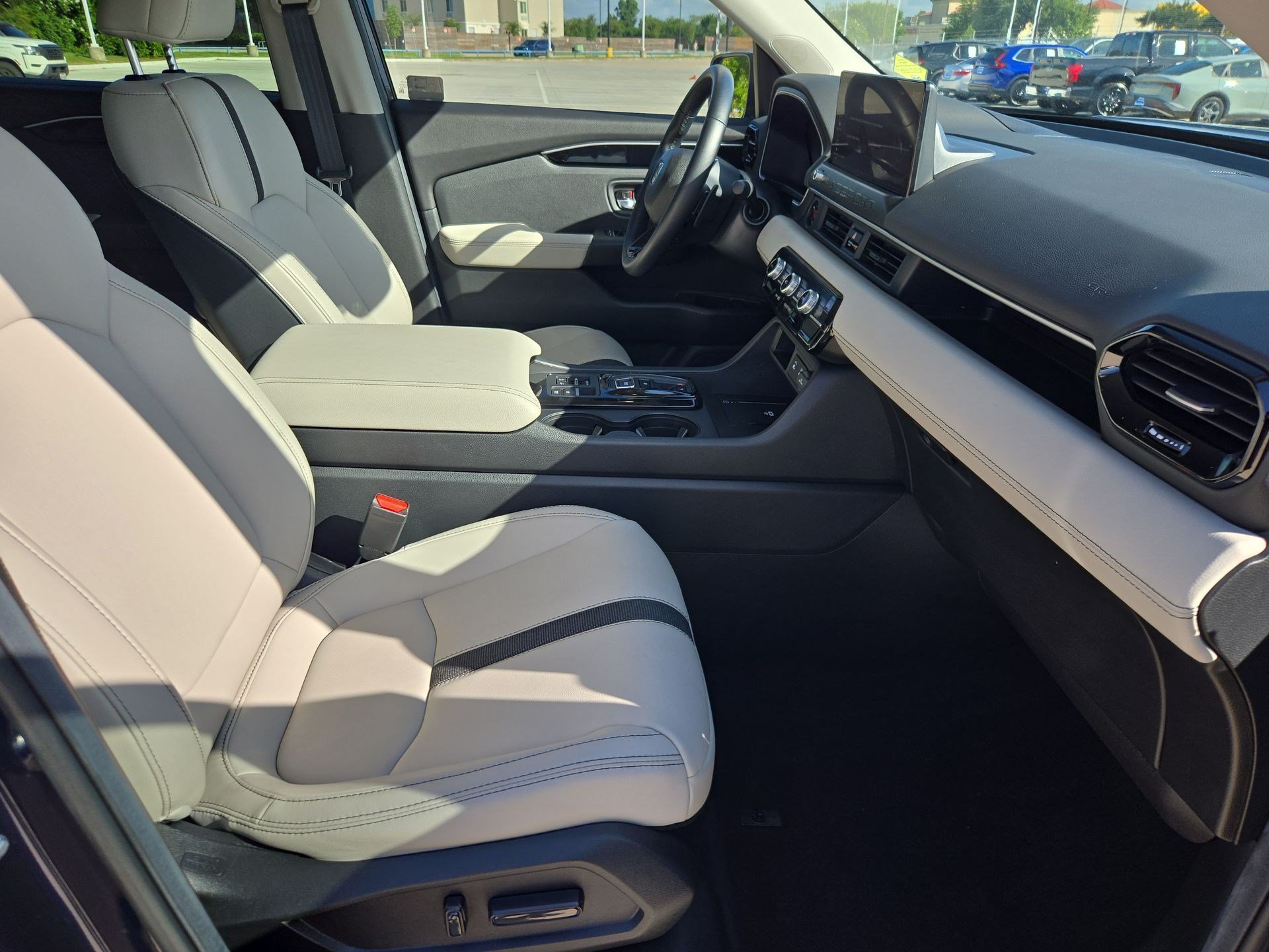 Certified 2026 Honda Passport RTL image 31