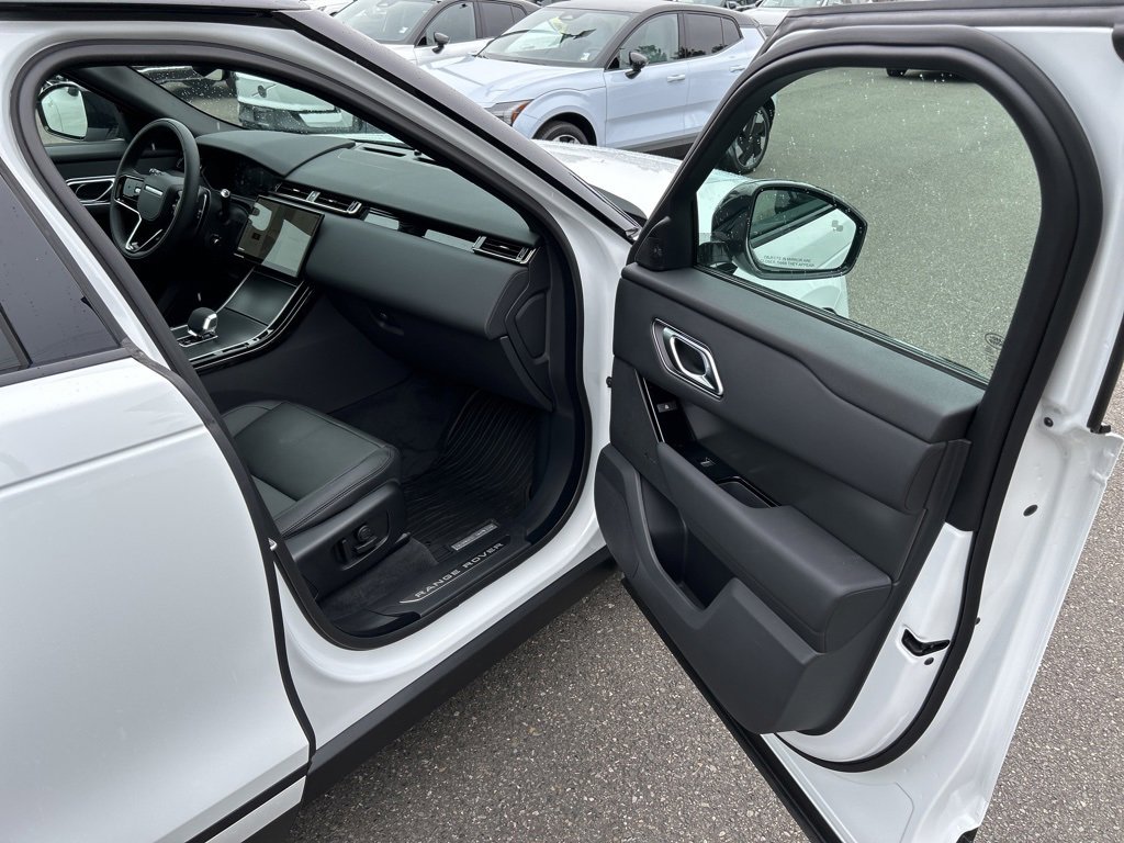 New 2026 Land Rover Range Rover Velar S image 19