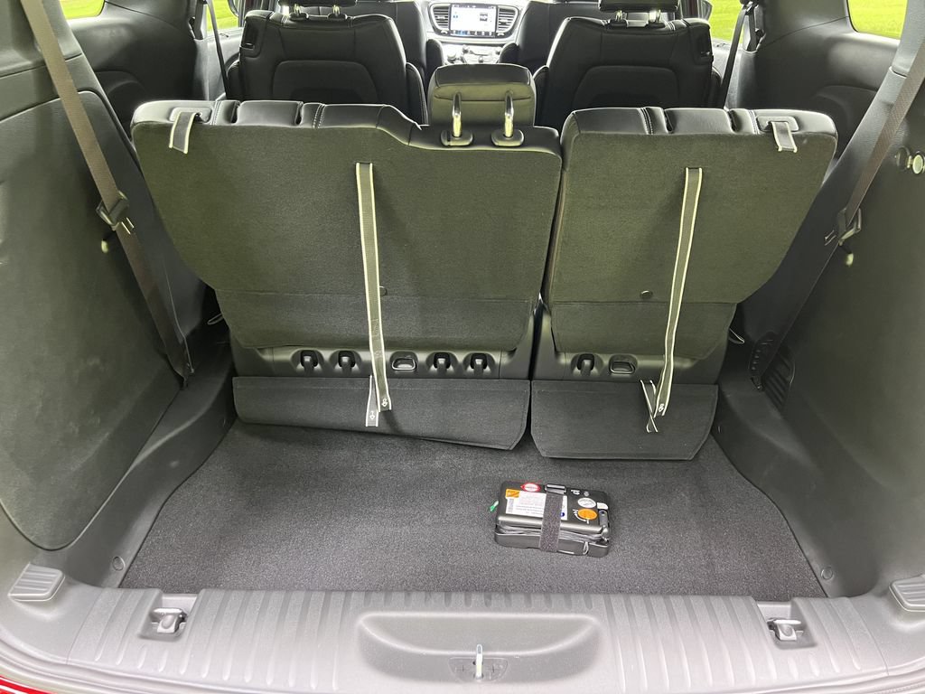New 2026 Chrysler Pacifica Select FWD image 22