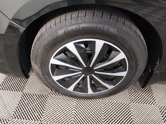 Used 2017 Nissan Altima 2.5 SR w/ Midnight Edition Package FWD image 9