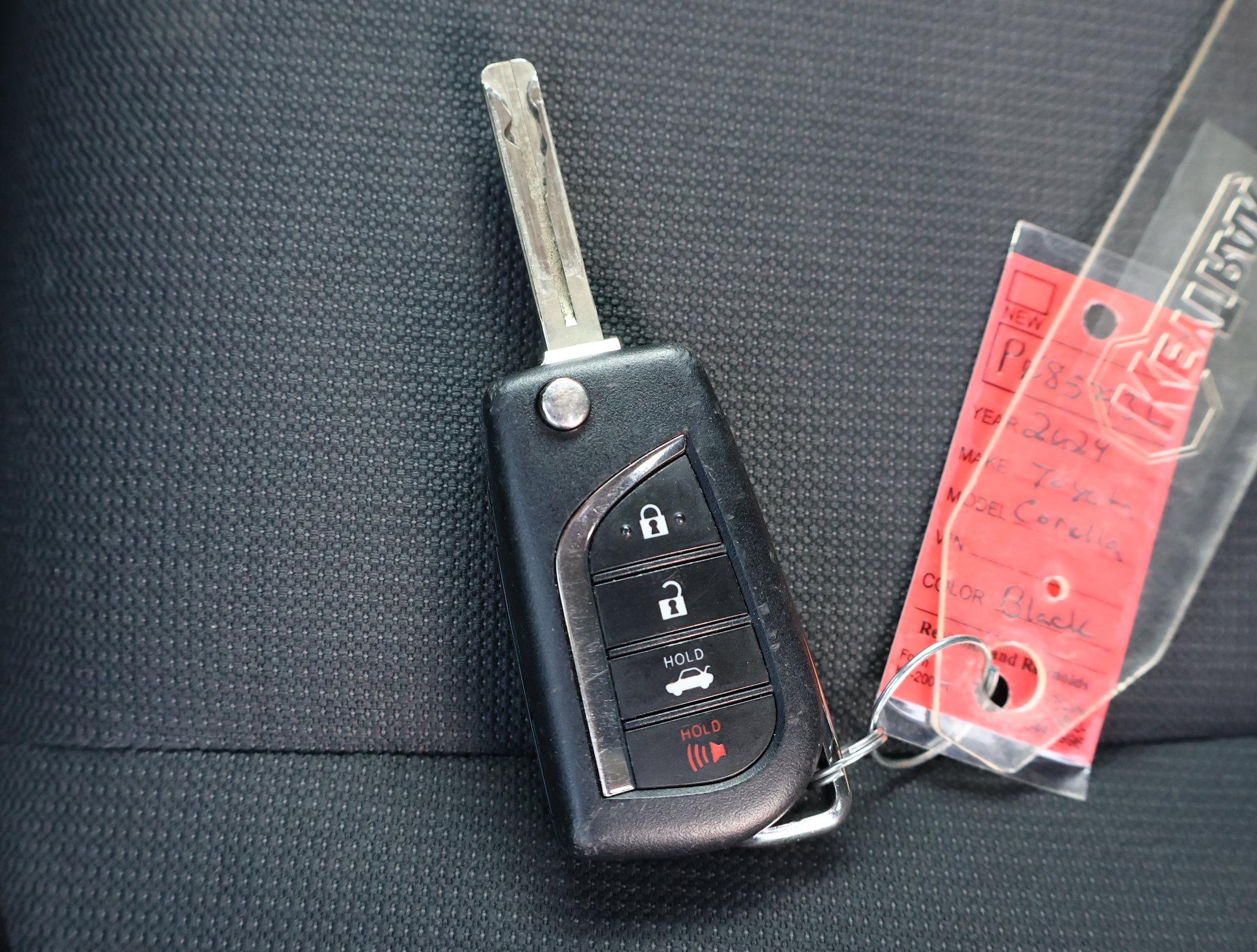 Used 2024 Toyota Corolla LE FWD image 20