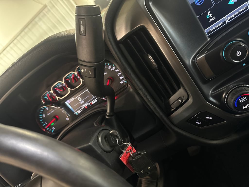 Used 2016 Chevrolet Silverado 1500 LT w/ All Star Edition AWD/4WD image 25