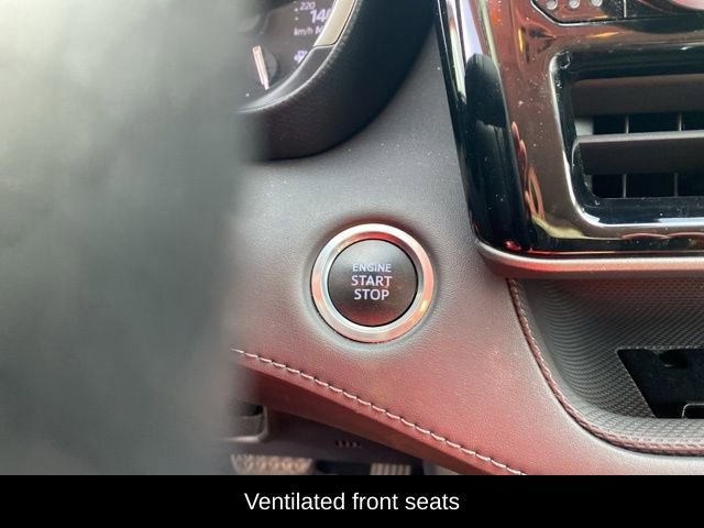 Used 2020 Toyota Highlander Limited image 21