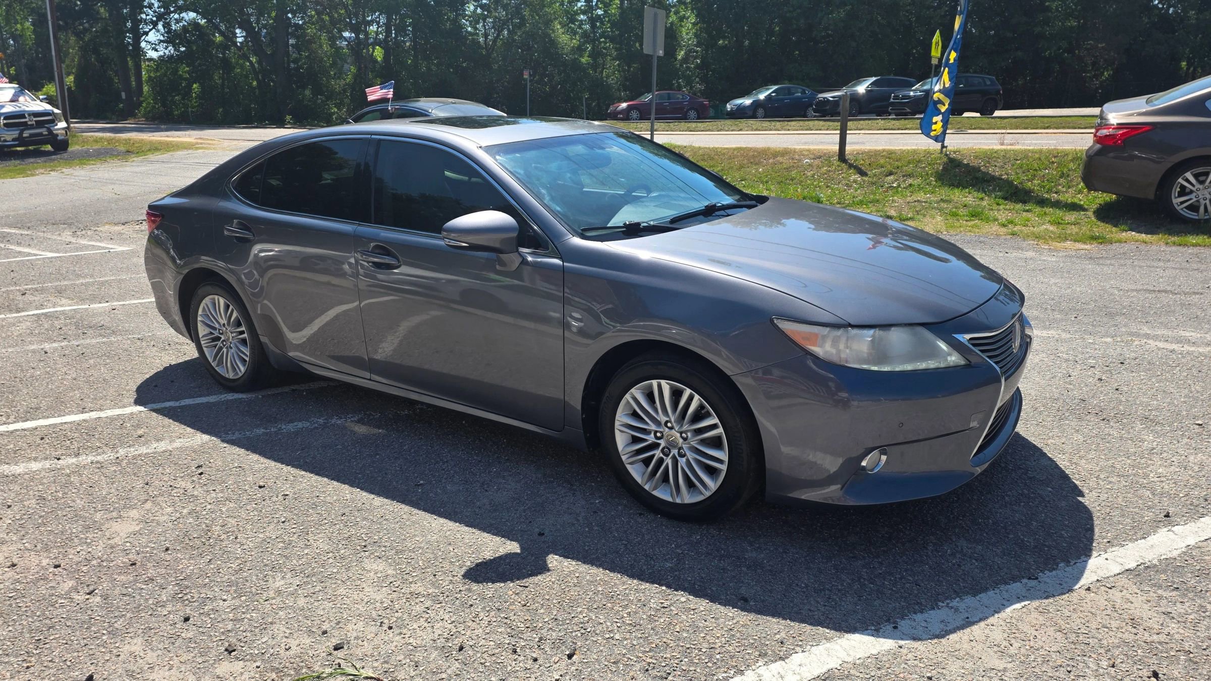 Used 2013 Lexus ES 350 w/ Luxury Pkg FWD image 5