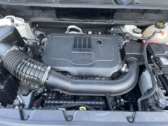 Used 2023 GMC Acadia SLE w/ Driver Convenience Package image 28