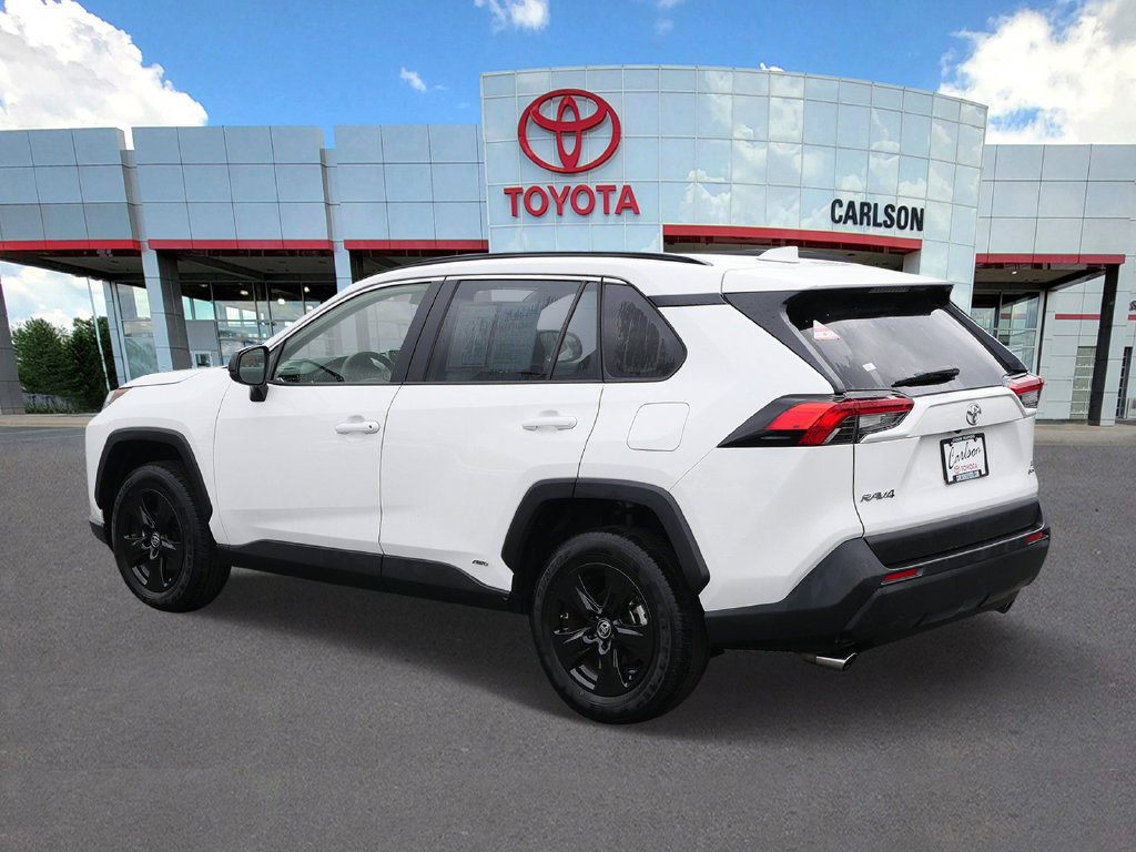 Certified 2025 Toyota RAV4 LE AWD/4WD image 6