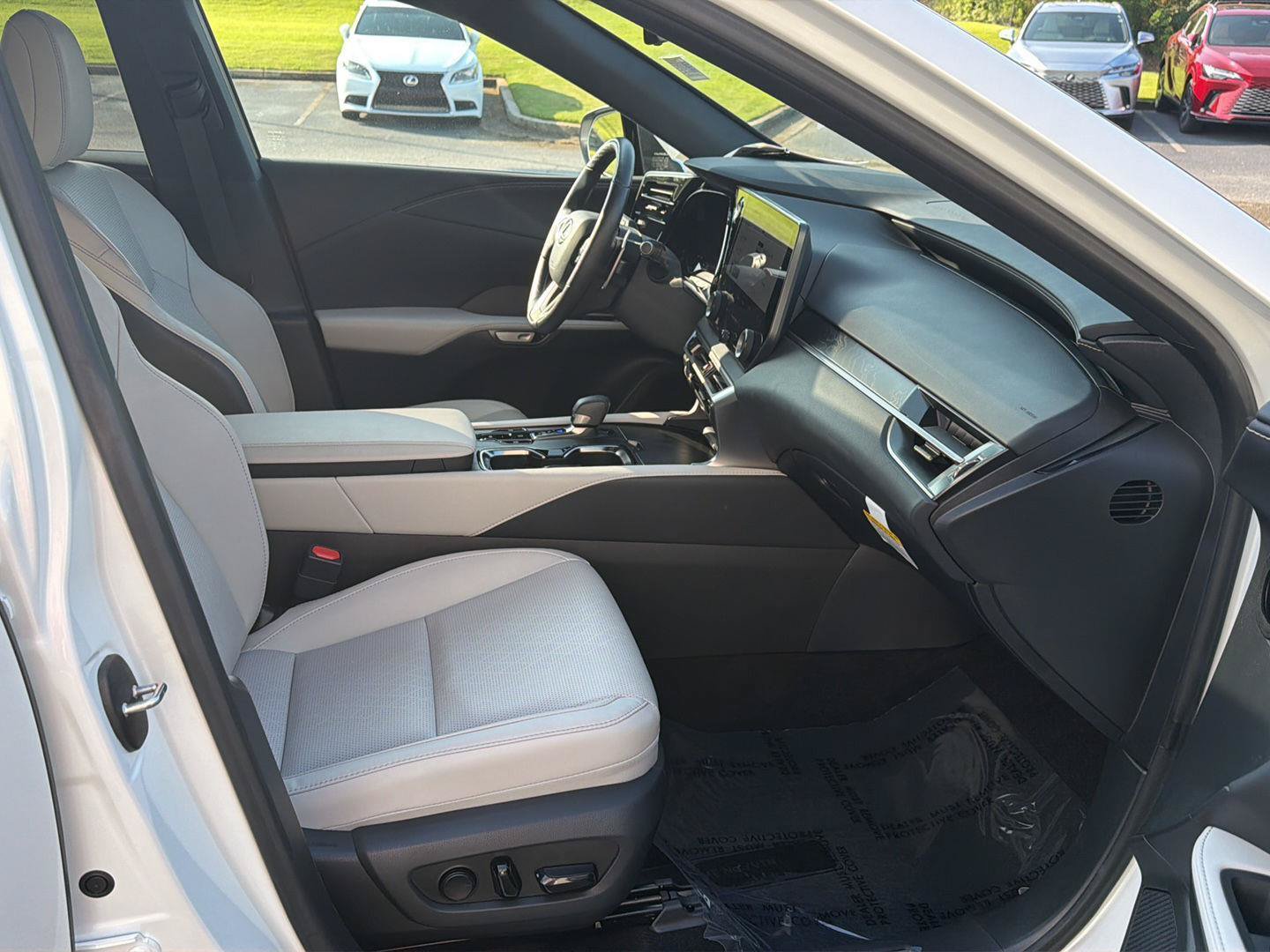 Used 2025 Lexus RX 350 Premium Plus FWD image 13