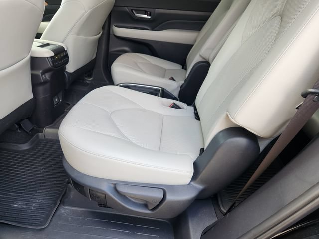 Certified 2026 Toyota Grand Highlander AWD Hybrid image 30