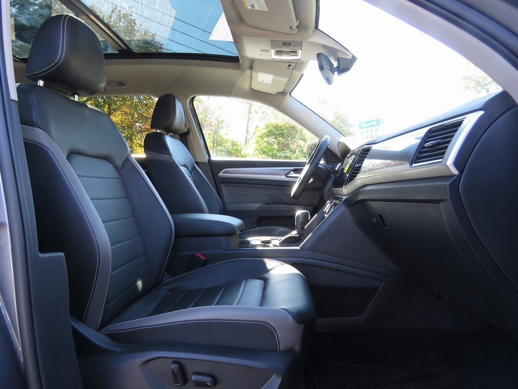 Used 2022 Volkswagen Atlas SEL Premium image 14