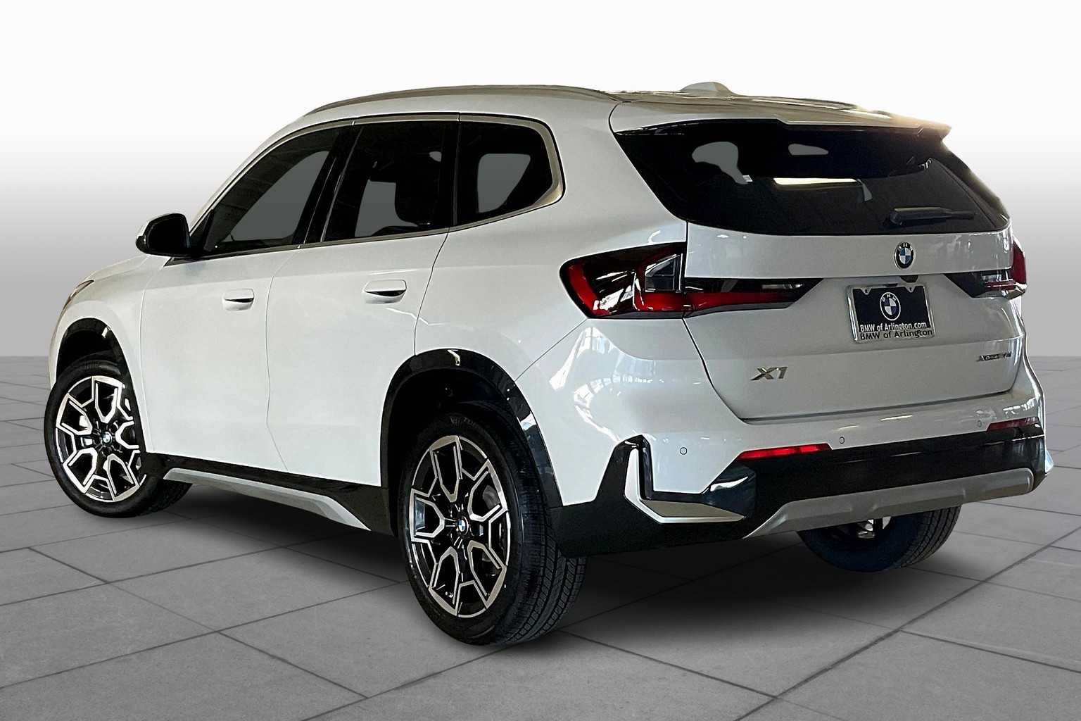 Used 2026 BMW X1 xDrive28i w/ Convenience Package AWD/4WD image 12