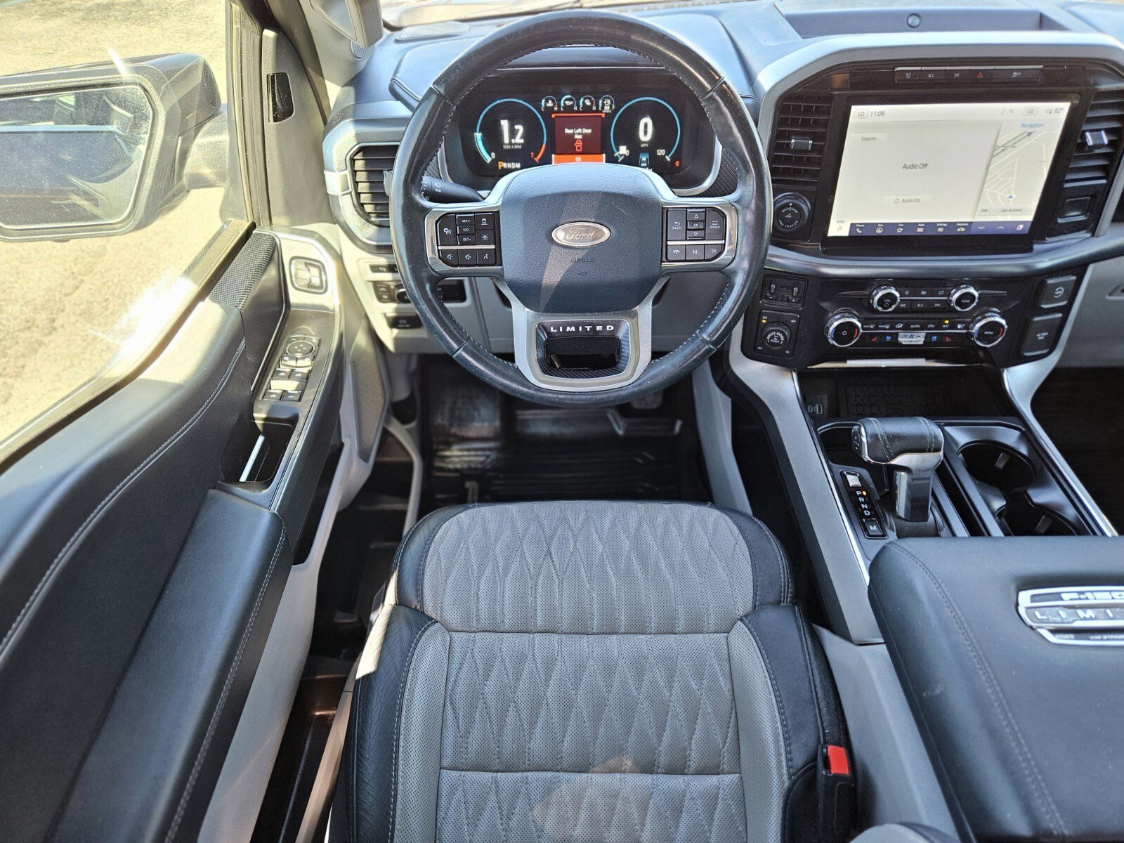 Used 2023 Ford F150 Limited AWD/4WD image 14