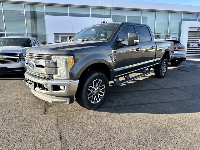 Used 2017 Ford F350 Lariat image 3