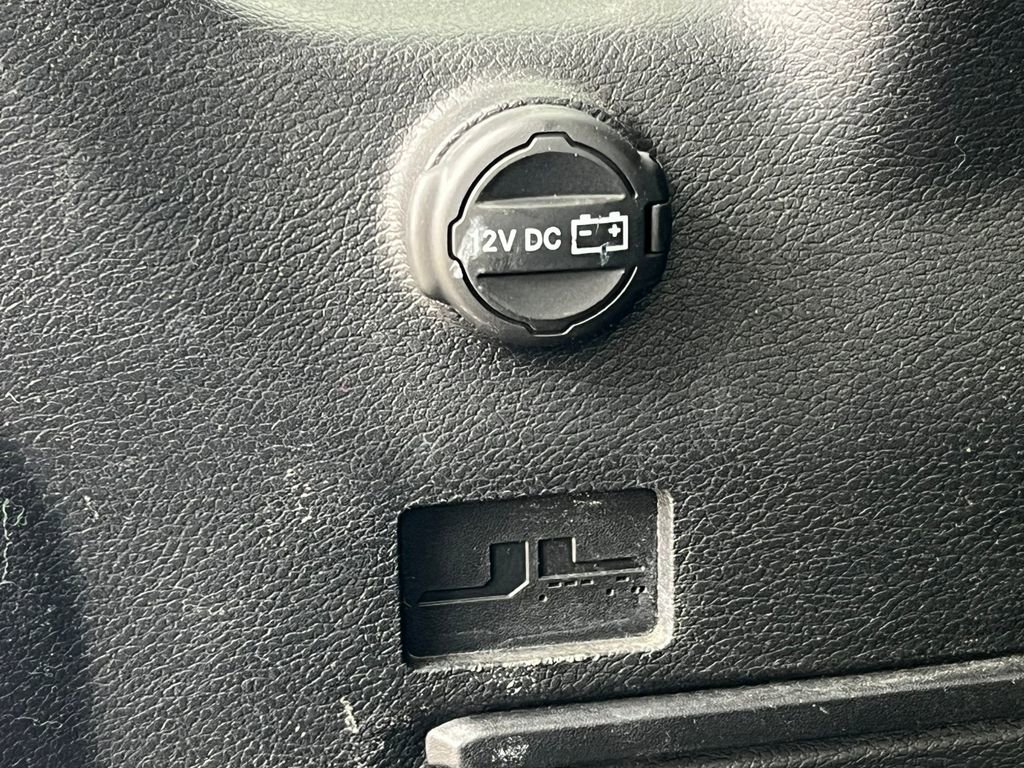 Used 2018 Jeep Wrangler Unlimited Sahara image 36