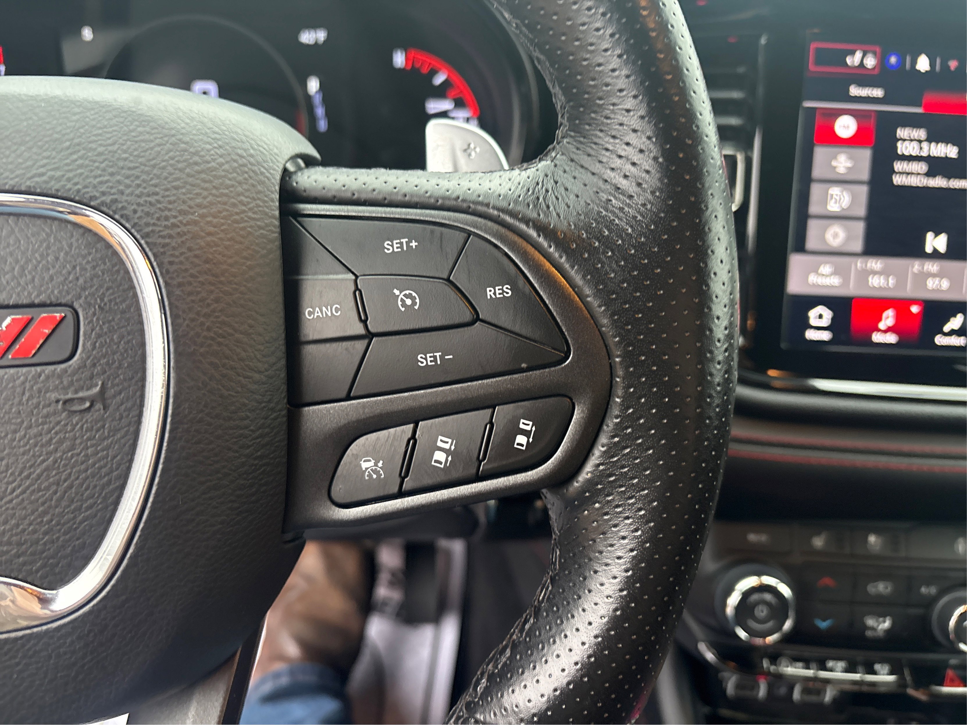 Used 2024 Dodge Durango GT image 24