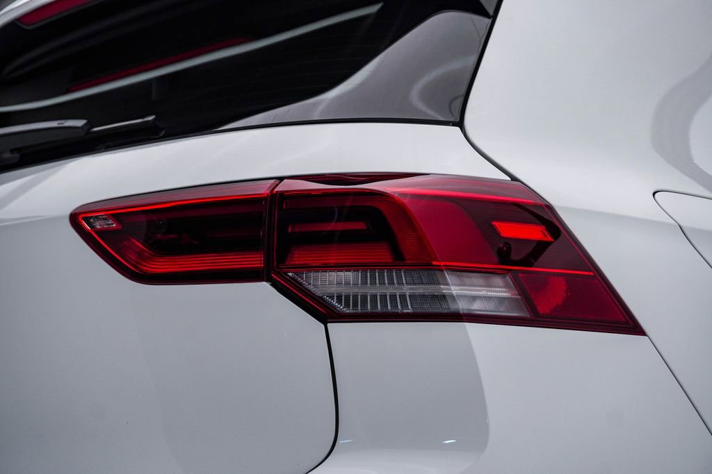 Used 2024 Volkswagen Golf R image 13