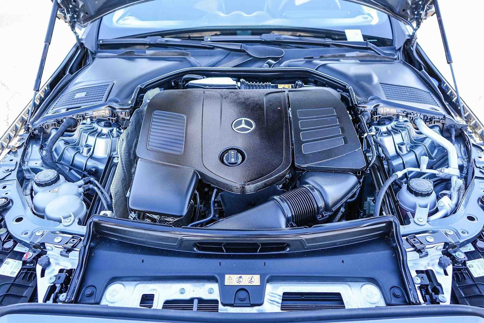 Used 2024 Mercedes-Benz C 300 4MATIC Sedan image 25