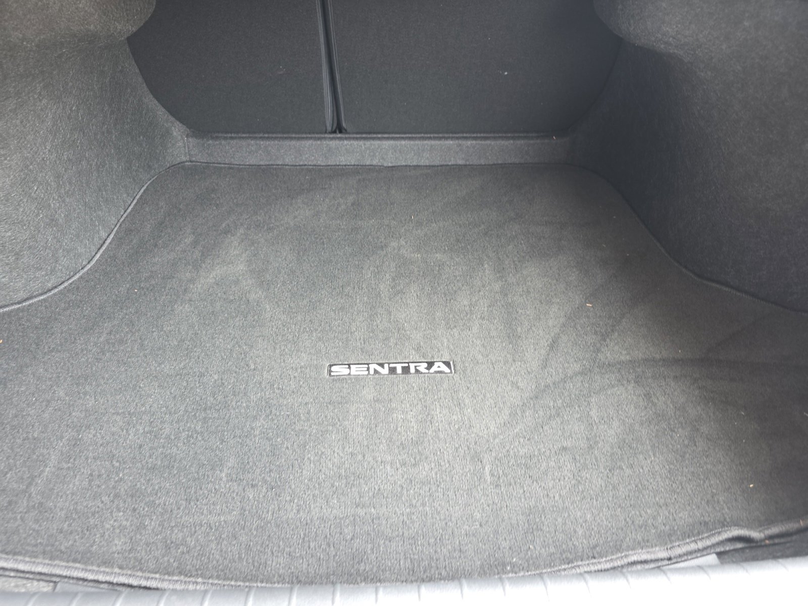 Used 2025 Nissan Sentra S FWD image 10