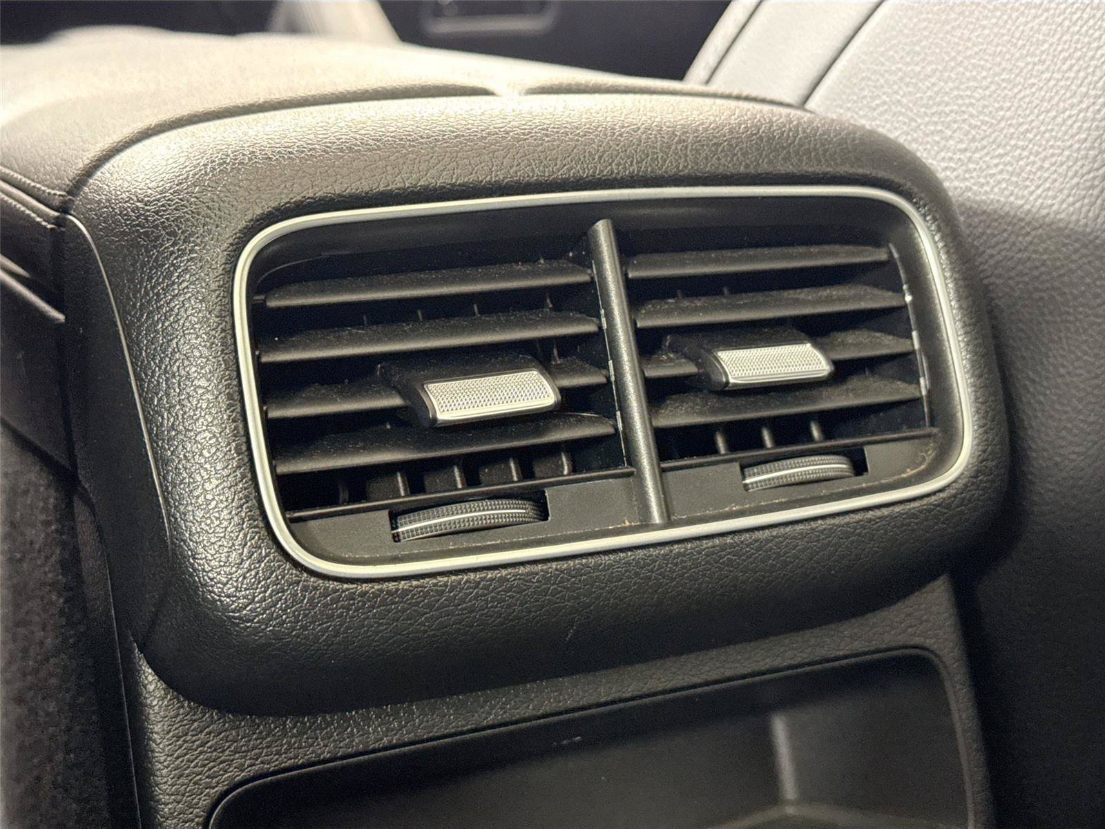 Used 2021 Mercedes-Benz GLE 450 4MATIC image 38