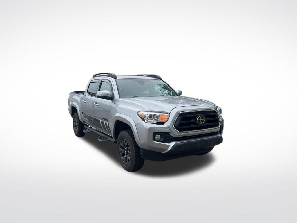 Used 2023 Toyota Tacoma SR5 w/ Technology Package RWD image 2