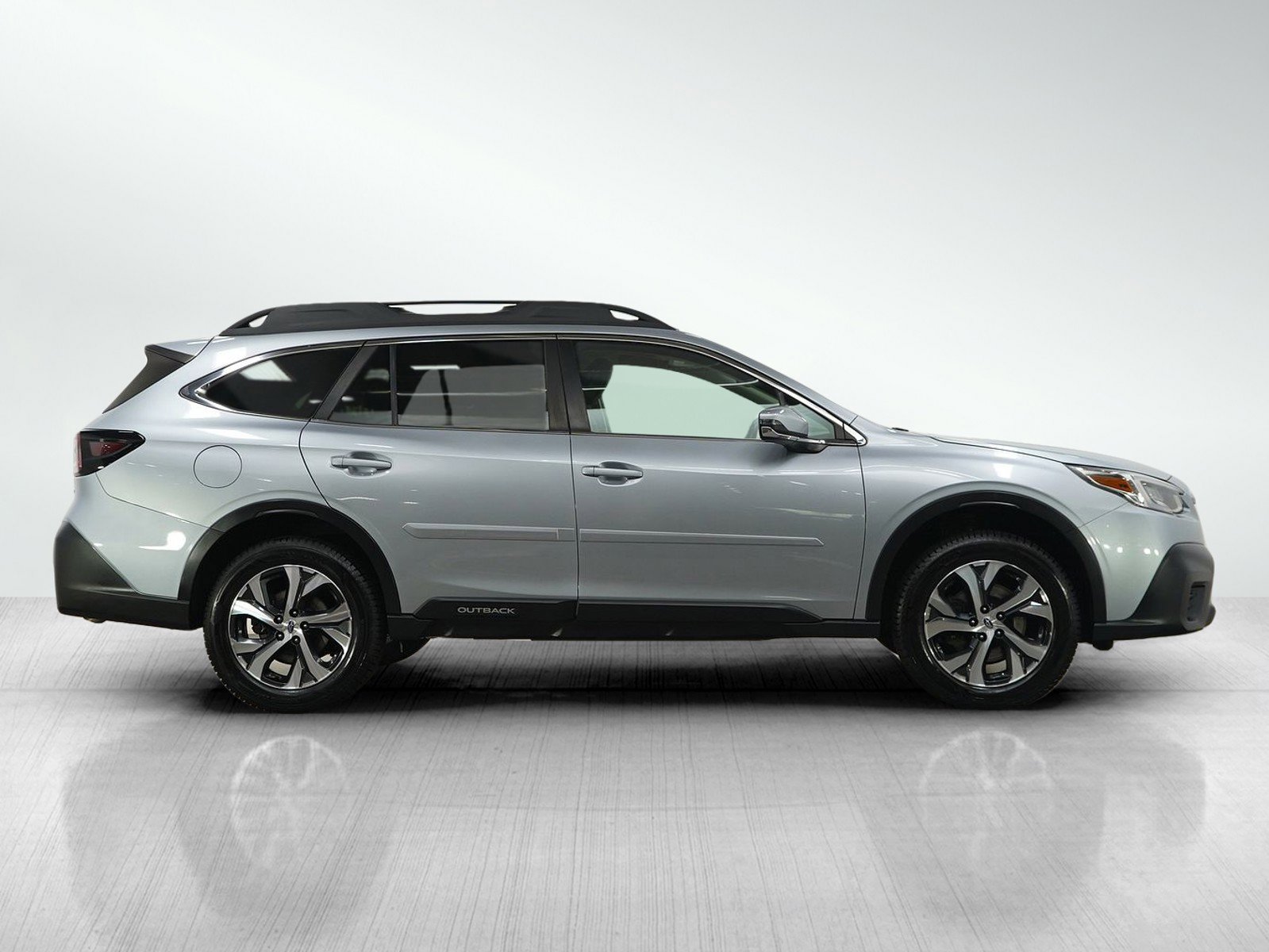 Used 2022 Subaru Outback Limited XT AWD/4WD image 6