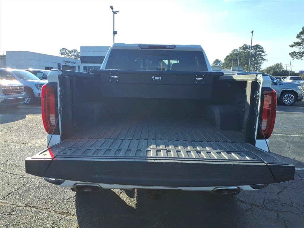 Used 2024 GMC Sierra 1500 AT4 w/ AT4 Carbonpro Edition AWD/4WD image 7