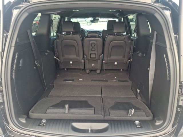 New 2026 Chrysler Pacifica Select image 25