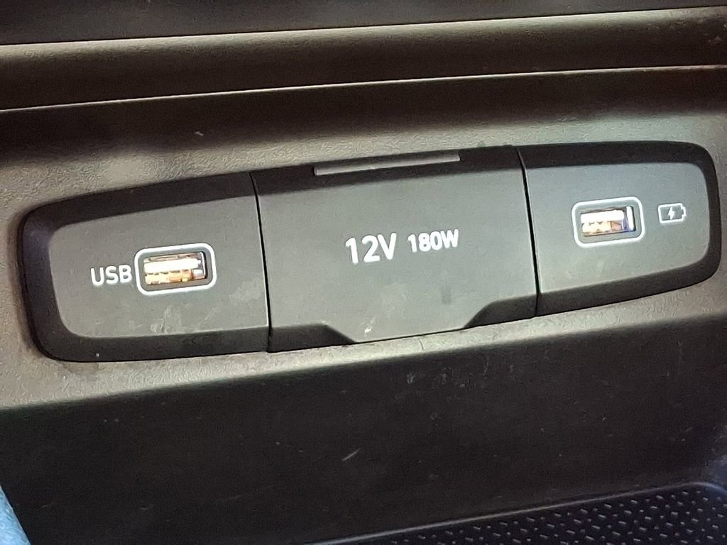 Used 2022 Hyundai Santa Cruz SEL image 24