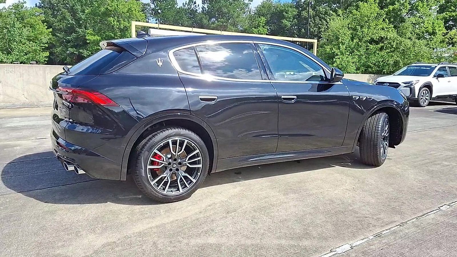 New 2025 Maserati Grecale GT image 8