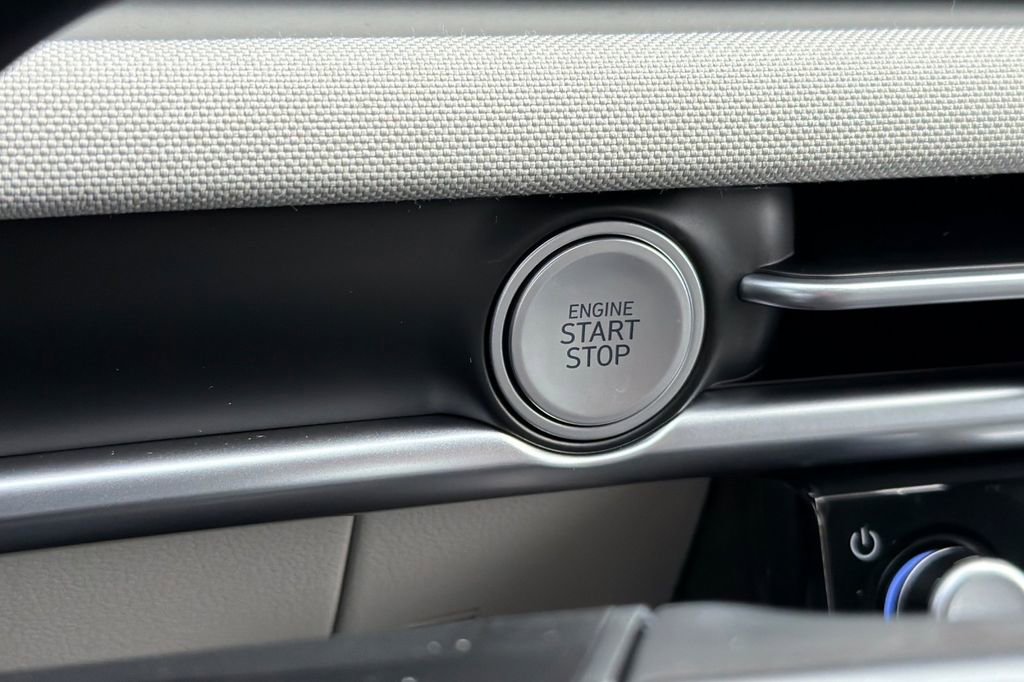 New 2026 Hyundai Tucson Limited image 21