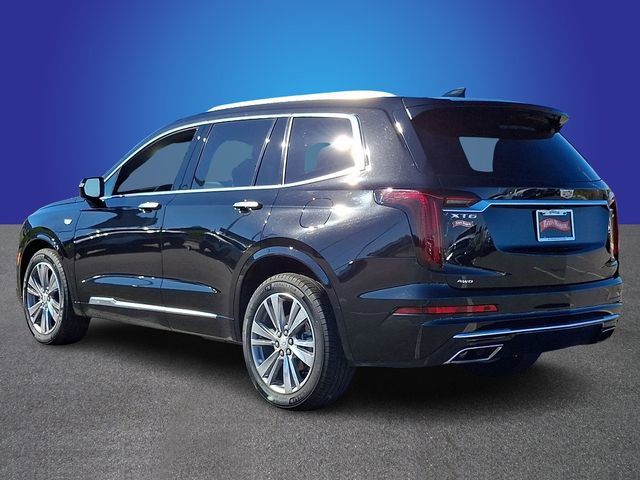 Used 2025 Cadillac XT6 Premium Luxury image 6