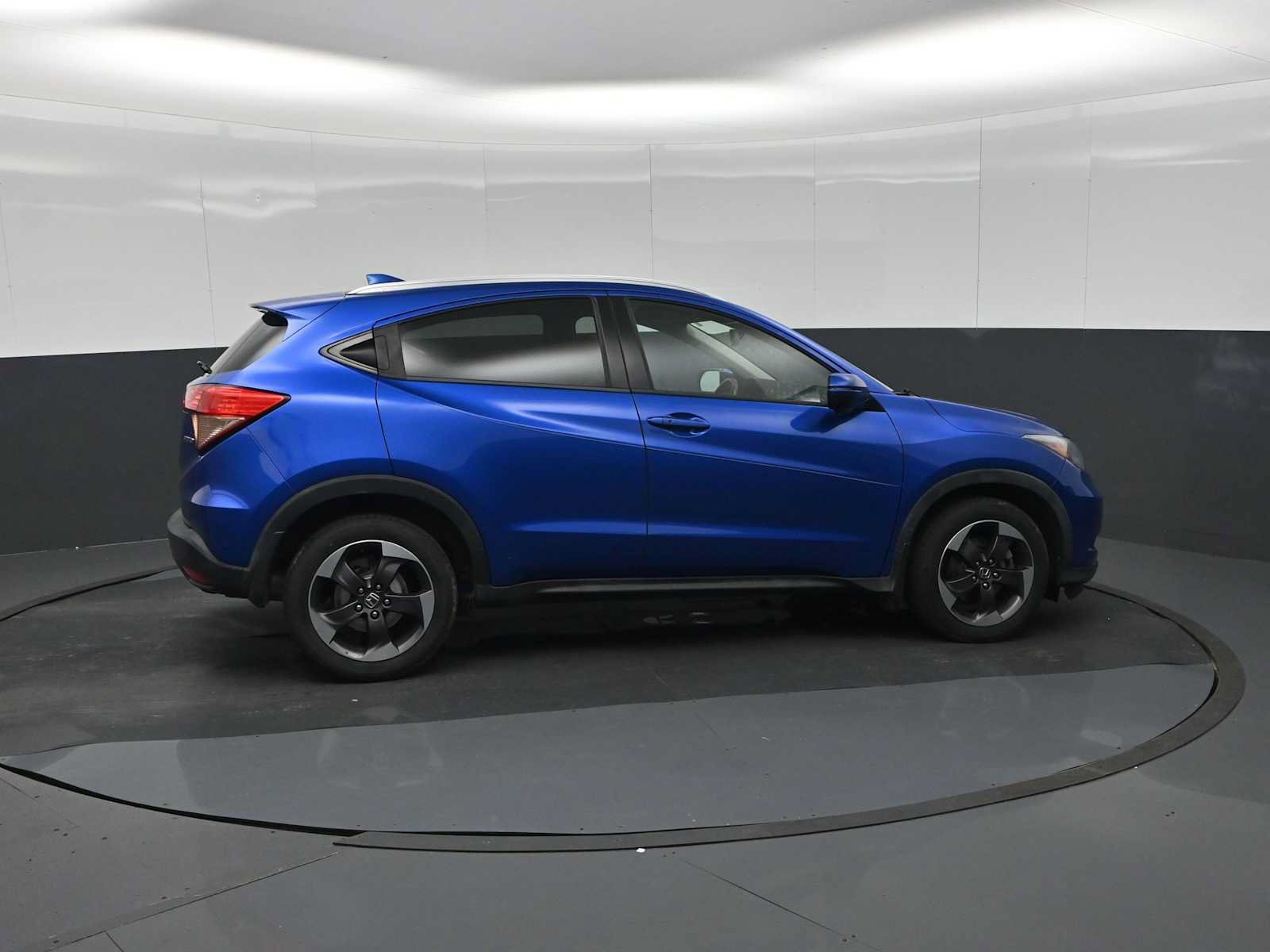 Used 2018 Honda HR-V EX-L image 9