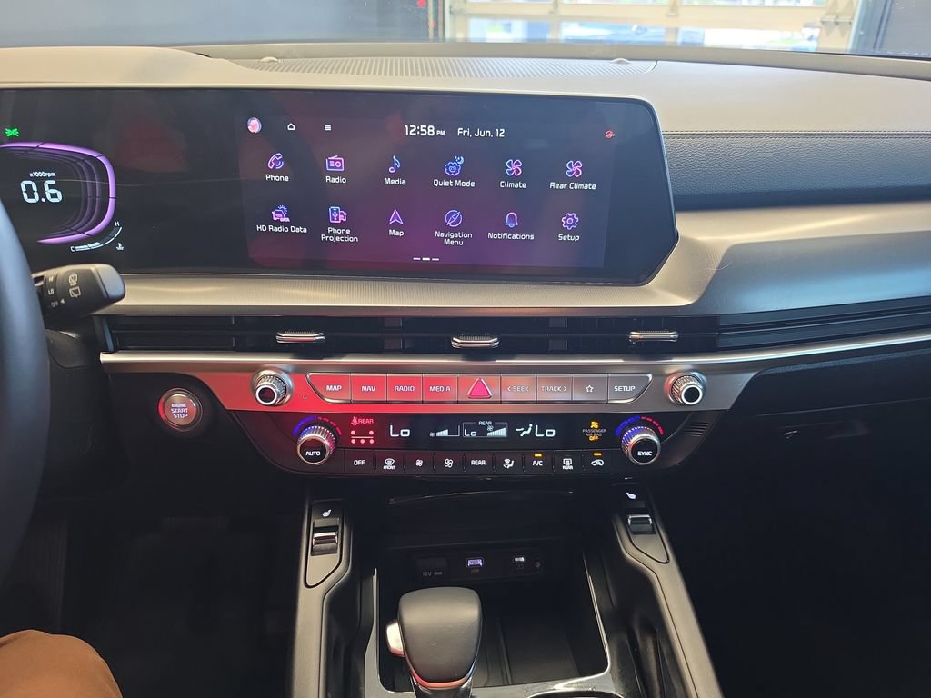 Certified 2024 Kia Telluride S FWD image 26