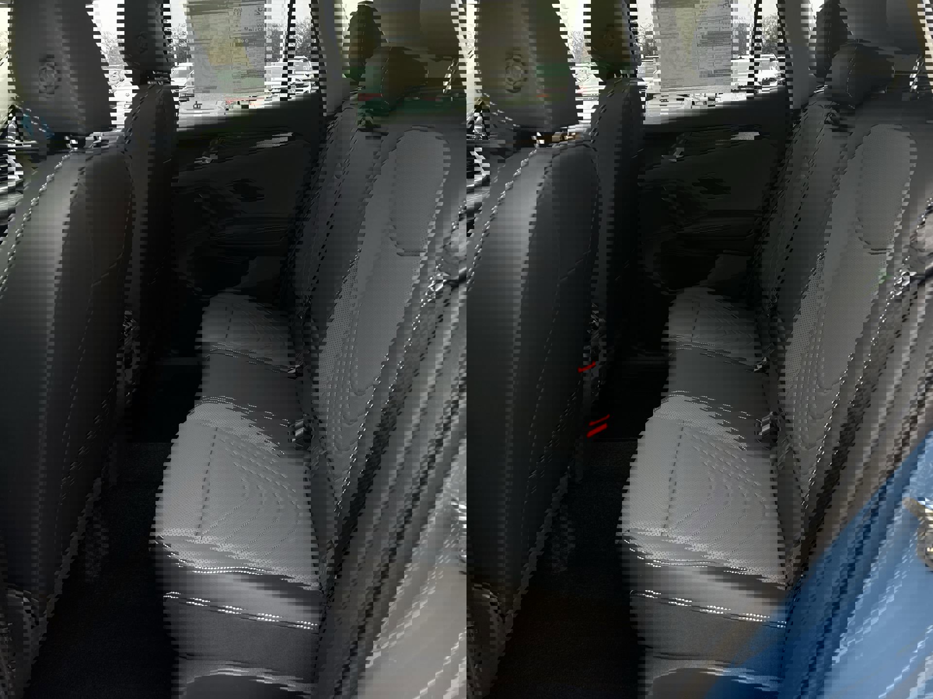 New 2026 Volkswagen Tiguan SE image 26