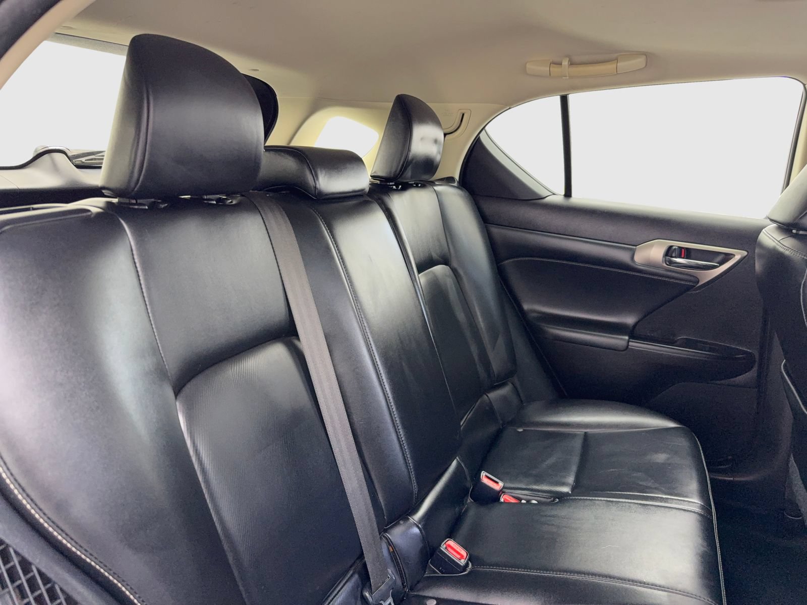 Used 2017 Lexus CT 200h w/ Seat Comfort Package FWD image 42