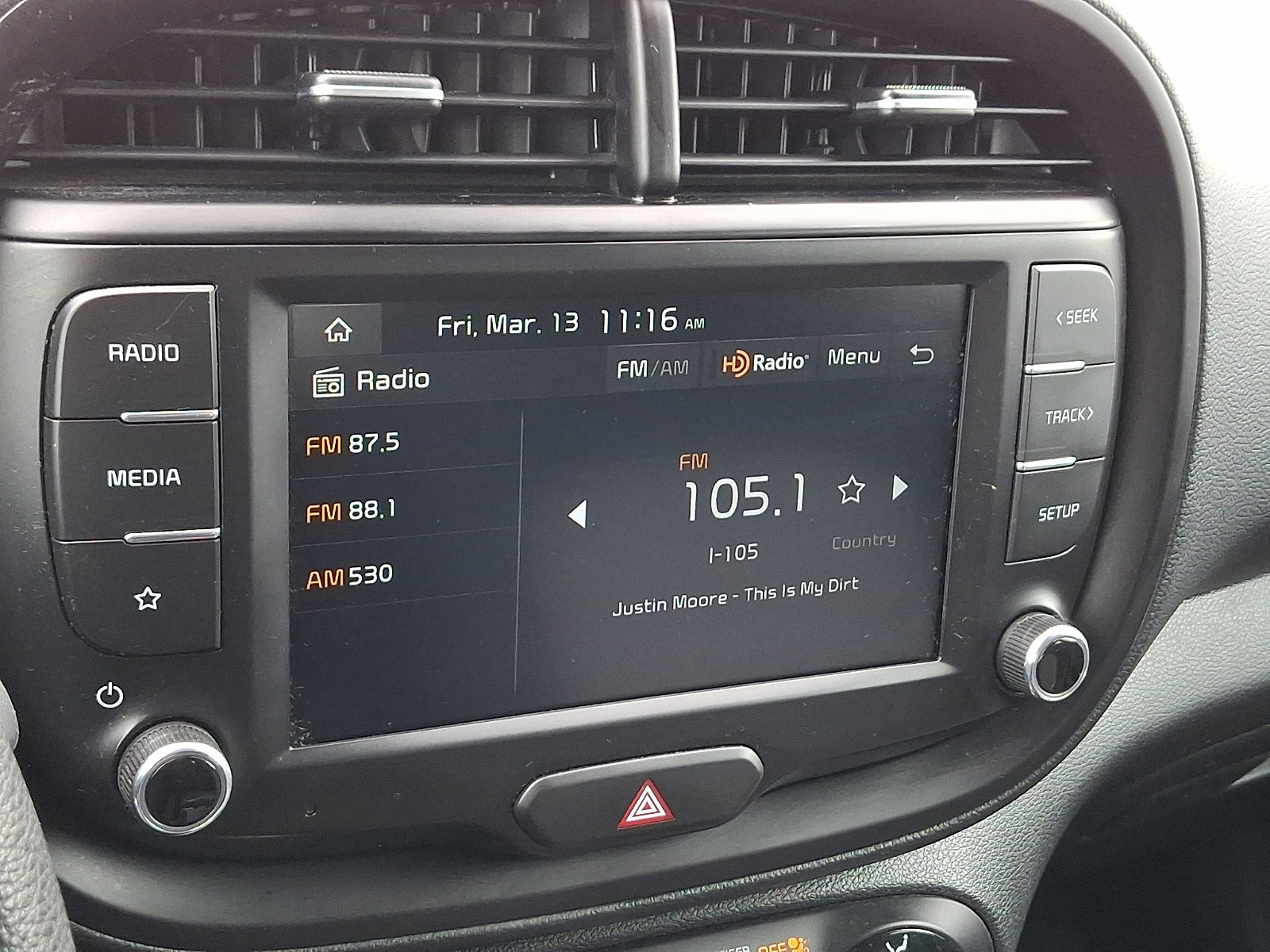 Used 2023 Kia Soul LX image 17