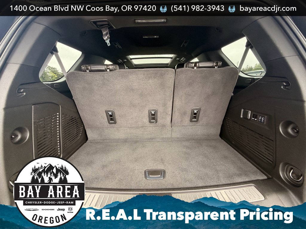 Used 2024 GMC Yukon Denali AWD/4WD image 8