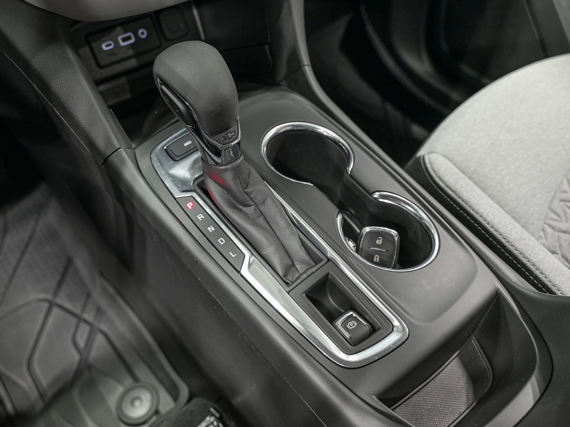 Used 2024 Chevrolet Equinox LS w/ LS Convenience Package image 23