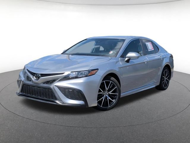 Used 2023 Toyota Camry SE