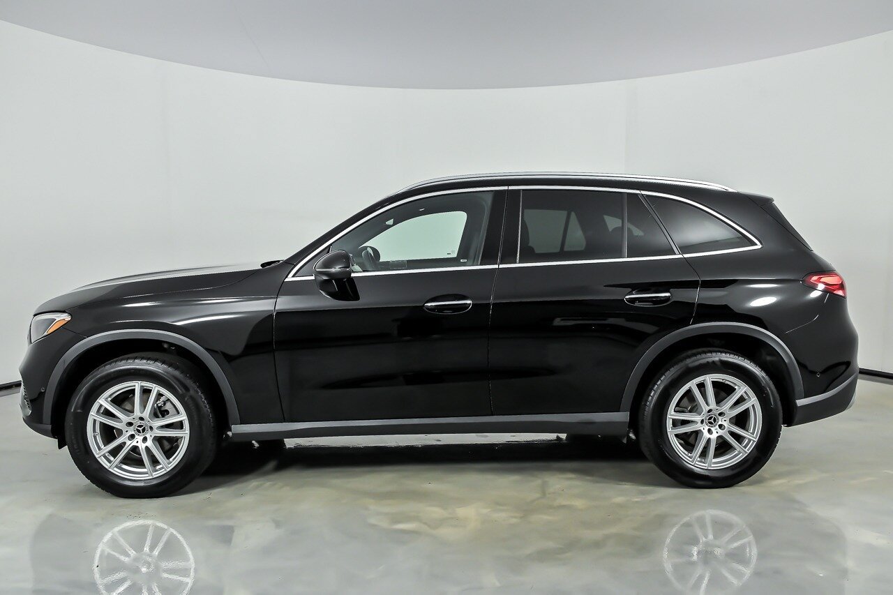 Used 2023 Mercedes-Benz GLC 300 4MATIC image 7