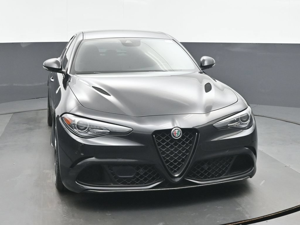 Used 2022 Alfa Romeo Giulia Quadrifoglio RWD image 8