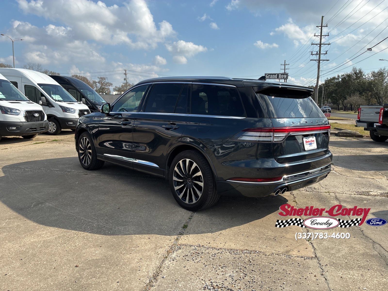 Used 2022 Lincoln Aviator Black Label Grand Touring w/ Class IV Trailer Tow Package AWD/4WD image 8