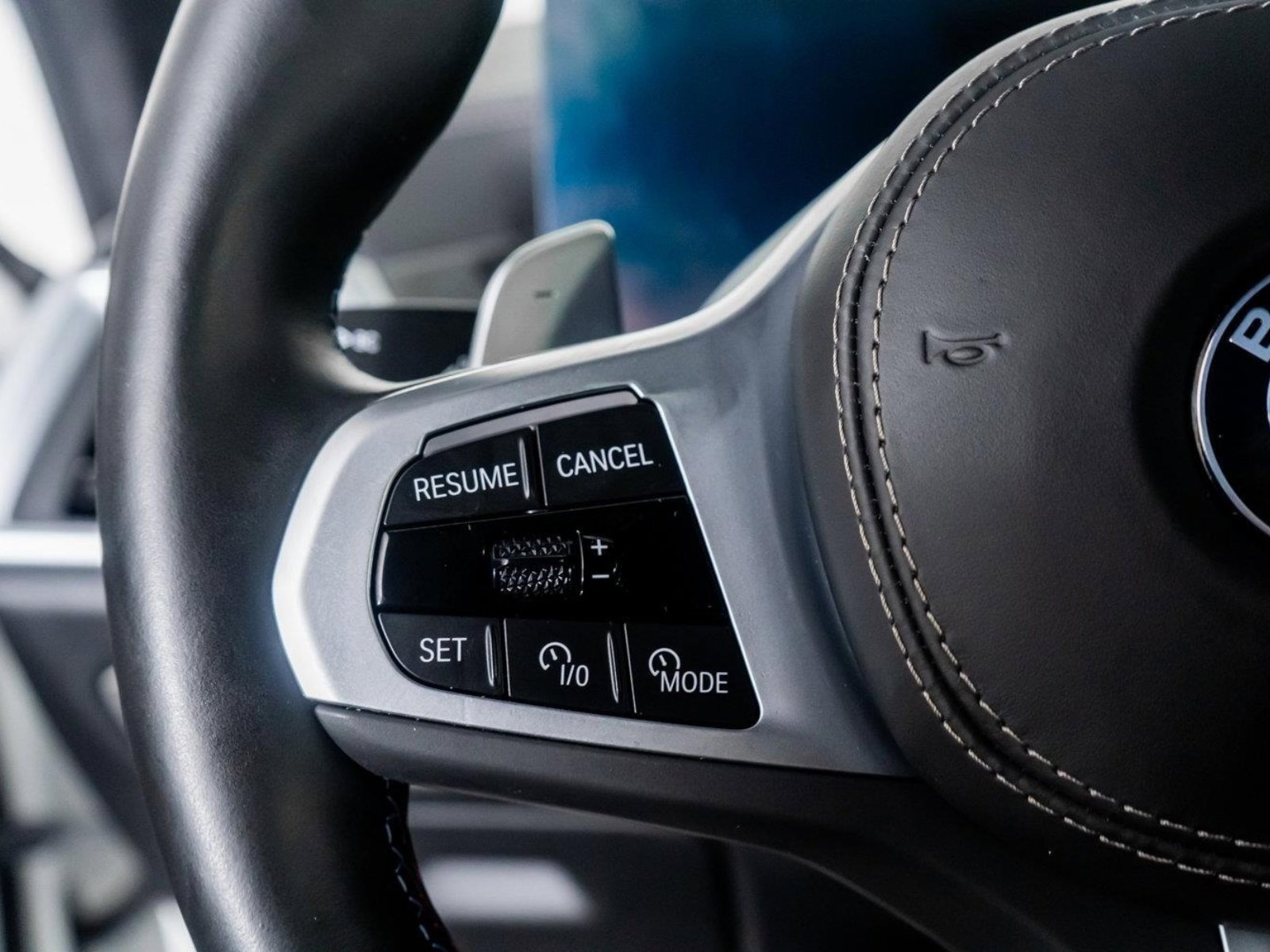 Used 2025 BMW X7 M60i image 45