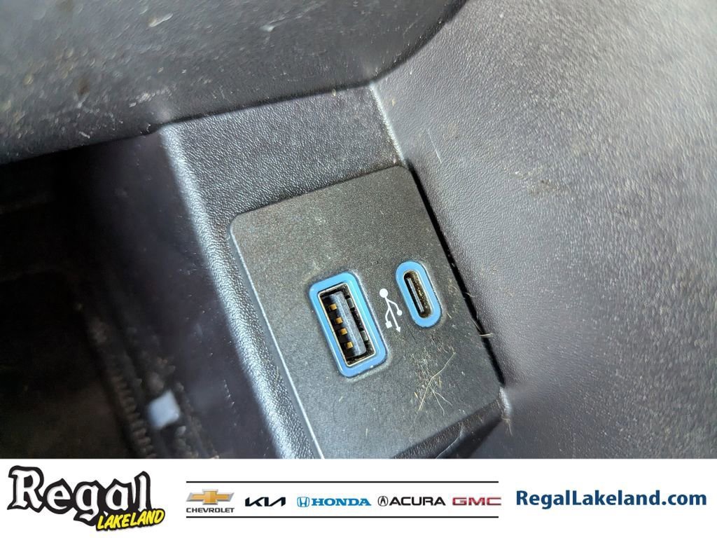 Used 2023 Ford Edge ST-Line image 23