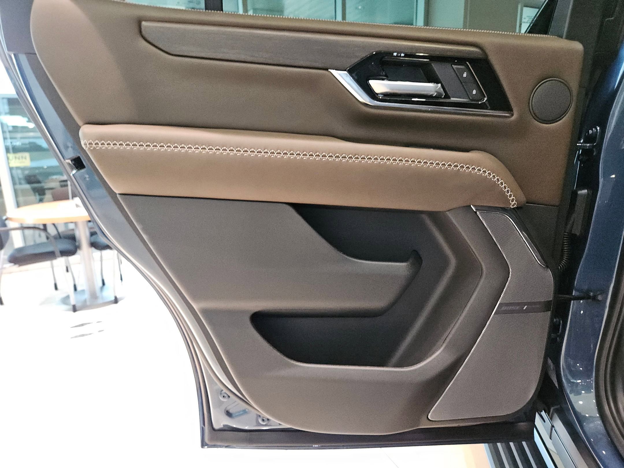 New 2026 GMC Yukon Denali Ultimate w/ LPO, Floor Liner Package image 16