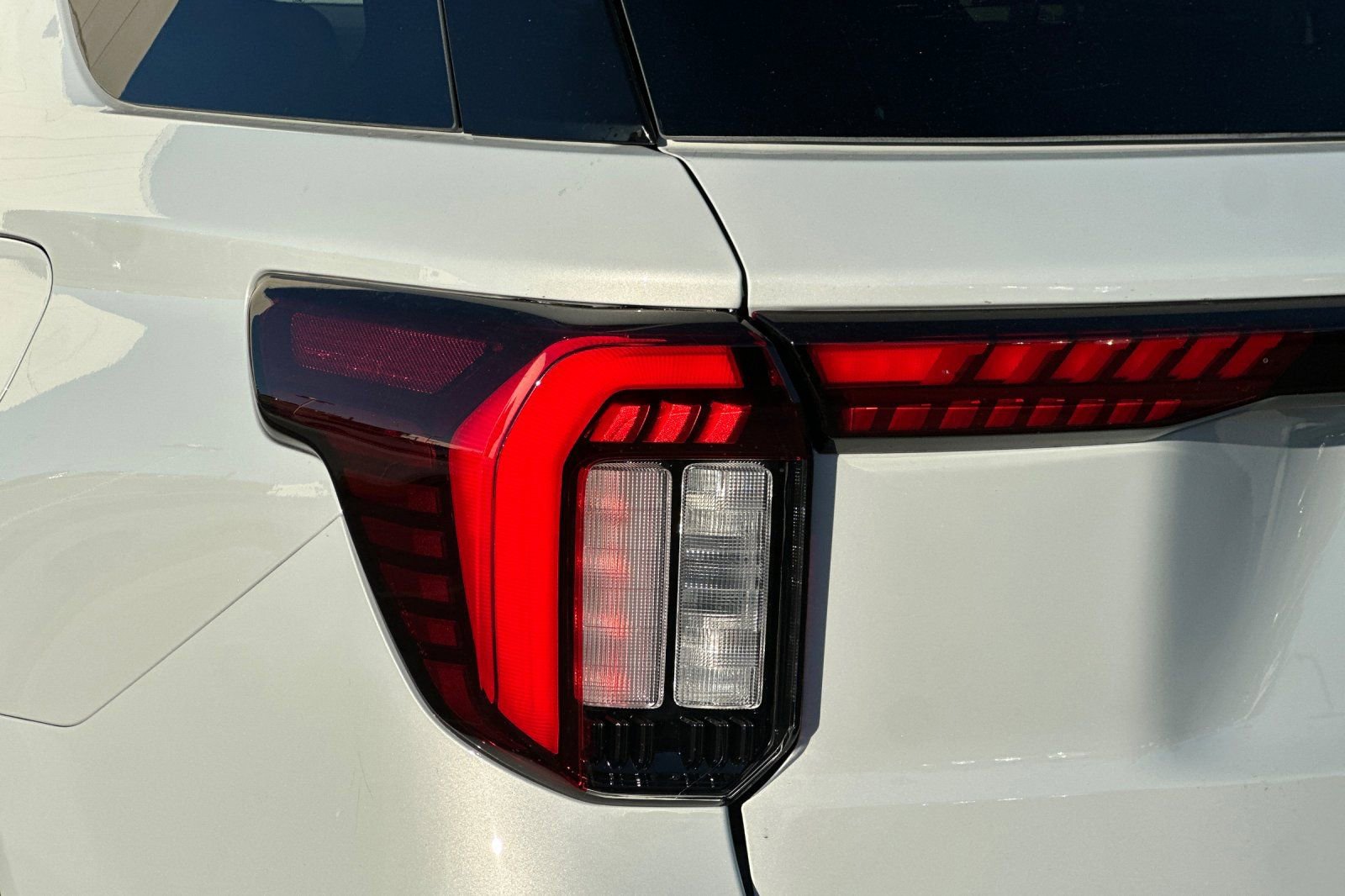 New 2026 Ford Explorer ST image 27